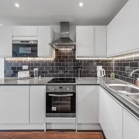 New Apartment 20 Mins From Waterloo London Bp36 Zewnętrze zdjęcie