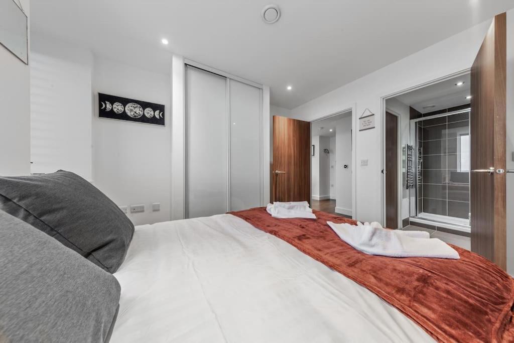 New Apartment 20 Mins From Waterloo London Bp36 Zewnętrze zdjęcie
